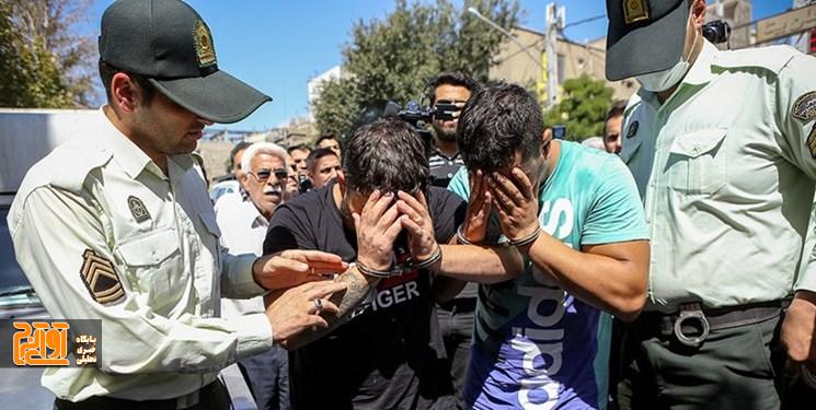 عاملان ایجاد ناامنی در خیابان مالک اشتر حصارک دستگیر شدند عاملان ایجاد ناامنی در خیابان مالک اشتر حصارک دستگیر شدند