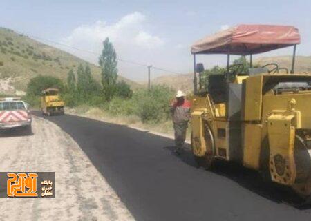 اجرای پروژه آسفالت راه روستایی اهوارک به خوران شهرستان طالقان