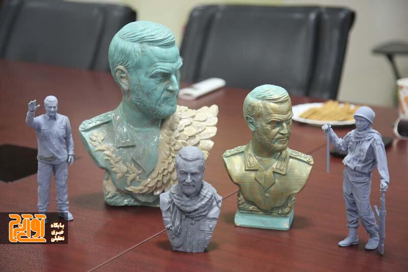 تندیس ۲ شهید و ۱۳ طرح نقاشی دیواری زینت بخش کرج میشود تندیس ۲ شهید و ۱۳ طرح نقاشی دیواری زینت بخش کرج میشود