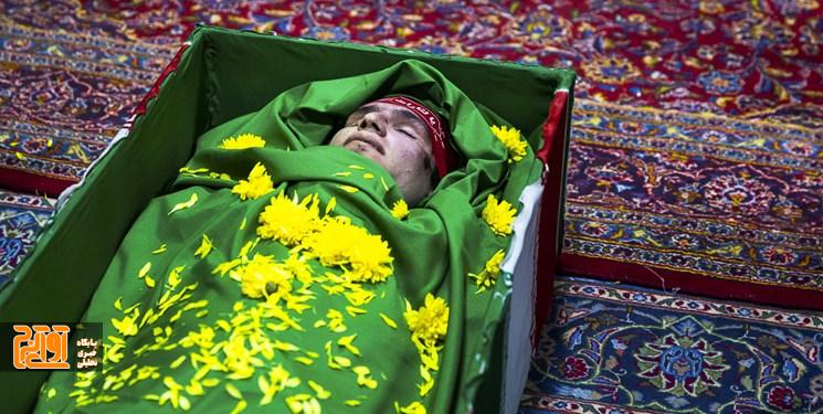 آرمانهای ِ روحالله دست دشمن را تُهی کرد آرمانهای ِ روحالله دست دشمن را تُهی کرد