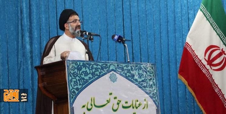 برخی ها برای حرفهایی که میزنند پول میگیرند برخی ها برای حرفهایی که میزنند پول میگیرند