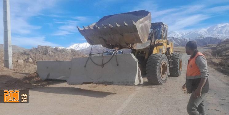 محور جدید هشتگرد-طالقان بازگشایی شد محور جدید هشتگرد-طالقان بازگشایی شد