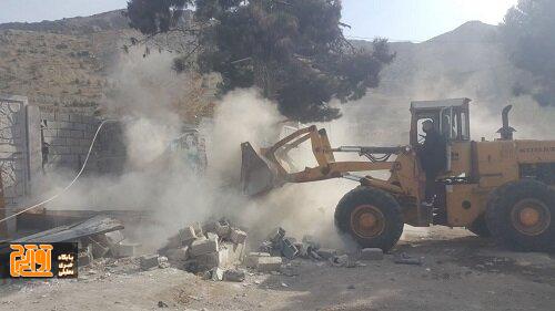 ۱۰ مرکز غیرمجاز جمعآوری ضایعات تخریب شد ۱۰ مرکز غیرمجاز جمعآوری ضایعات تخریب شد