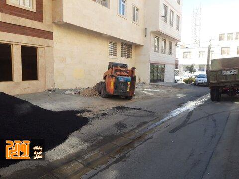 تداوم عملیات لکهگیری و آسفالت معابر منطقه ۷ کرج تداوم عملیات لکهگیری و آسفالت معابر منطقه ۷ کرج