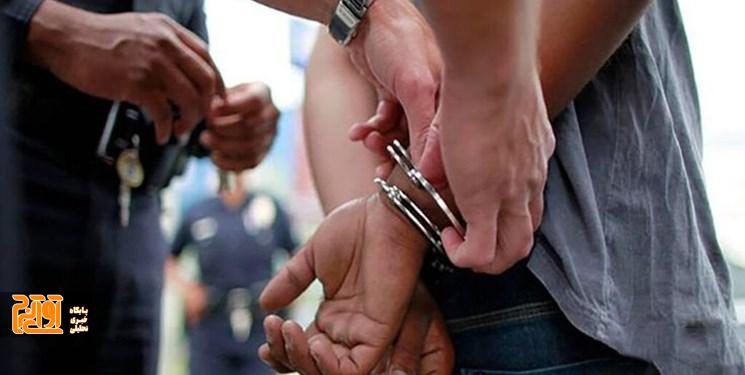 ضرب شصت پلیس به قمه کشهای حصارک ضرب شصت پلیس به قمه کشهای حصارک