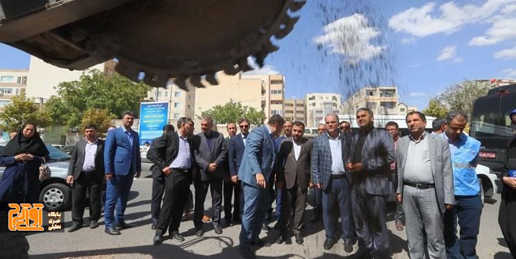 پروژه فیبر نوری منازل و کسب و کارها در شهرستان چهارباغ افتتاح شد پروژه فیبر نوری منازل و کسب و کارها در شهرستان چهارباغ افتتاح شد