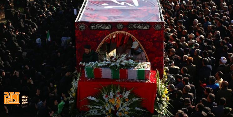 شهید گمنام همه چیز دارد جز نام و نشان! شهید گمنام همه چیز دارد جز نام و نشان!