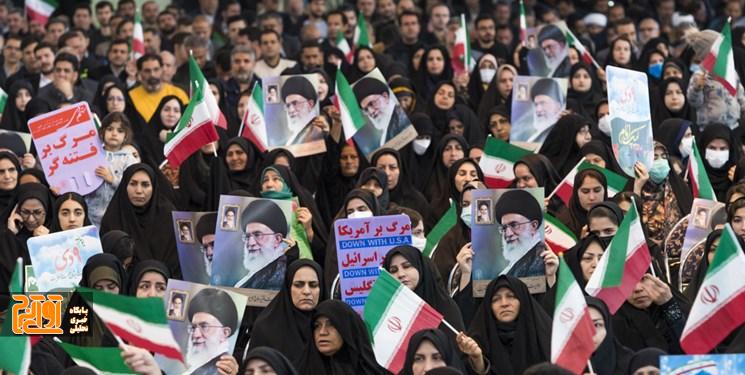 مردم در حماسه ۹ دی نشان دادند پایِ کار انقلاب هستند مردم در حماسه ۹ دی نشان دادند پایِ کار انقلاب هستند