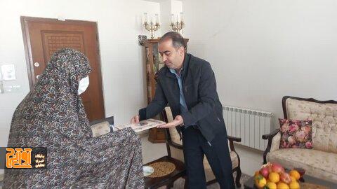 هدف از دیدار با خانواده شهدا زنده نگهداشتن نام شهیدان است هدف از دیدار با خانواده شهدا زنده نگهداشتن نام شهیدان است