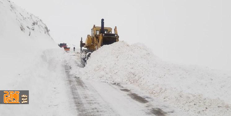 برف تردد به ۱۲ روستای البرز را ناممکن ساخت برف تردد به ۱۲ روستای البرز را ناممکن ساخت