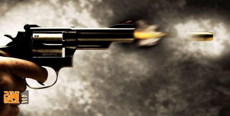 تیراندازی جنون آمیز سرباز ساوجبلاغی به سمت مامور گشت تیراندازی جنون آمیز سرباز ساوجبلاغی به سمت مامور گشت