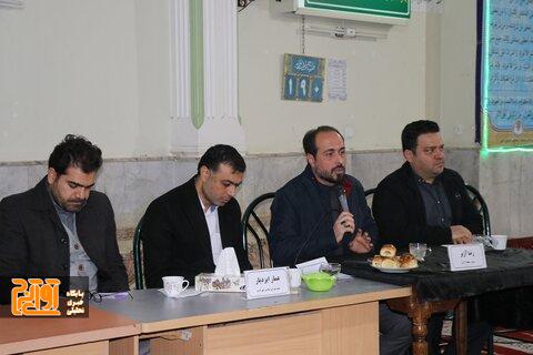 ملاقات مردمی عضو شورا با شهروندان محله شاهین ویلا ملاقات مردمی عضو شورا با شهروندان محله شاهین ویلا