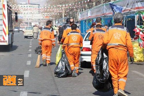 حاشیه اتوبان تهران، کرج به همت معاونت خدمات شهری شهرداری کرج پاکسازی شد حاشیه اتوبان تهران، کرج به همت معاونت خدمات شهری شهرداری کرج پاکسازی شد