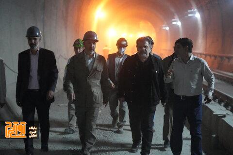 اتصال متروی کرج و تهران امسال نهایی و مسافرگیری تجاری آغاز می شود اتصال متروی کرج و تهران امسال نهایی و مسافرگیری تجاری آغاز می شود