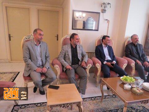 دیدار اعضای شورای اسلامی شهر کرج با «حمید خاجوی» جانباز سرافراز دفاع مقدس دیدار اعضای شورای اسلامی شهر کرج با «حمید خاجوی» جانباز سرافراز دفاع مقدس