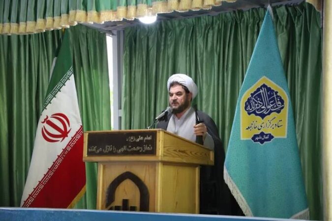 نورپور: زن در منطق اسلام مدیر خانه و دارای کرامت ذاتی است