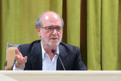 هنر تاب‌آوری جامعه ایرانی را تقویت می‌کند