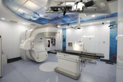 افتتاح بخش رادیوتراپی سرطان و اتمام بیمارستان کمالشهر در دهه فجر