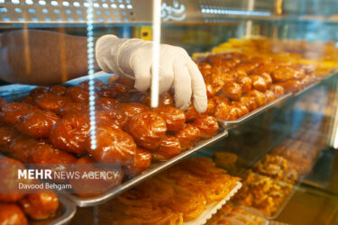 قیمت زولبیا و بامیه در شهرستان ساوجبلاغ اعلام شد