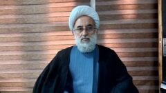 رهبر آینده باید تا حد زیادی از ویژگی های رهبر شهیدمان برخوردار باشد