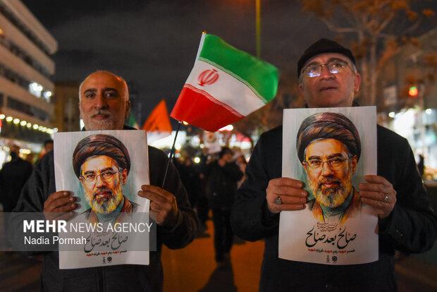 حسینی همدانی: انتخاب آیت الله مجتبی خامنه ای دشمنان را نا امید کرد