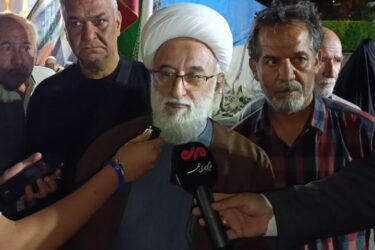 آیت‌الله‌ردایی: مسئولان با مردم و برای مردم باشند
