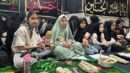 سفره حضرت رقیه با حضور دختران خردسال در هیئت عشاق الحسین مشکین‌دشت