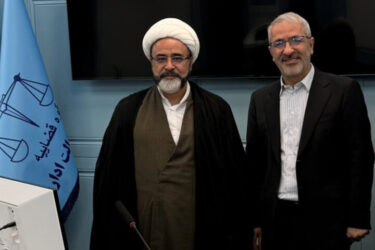 کیانی: شهرداری کرج خود را متعهد به قانون می‌داند